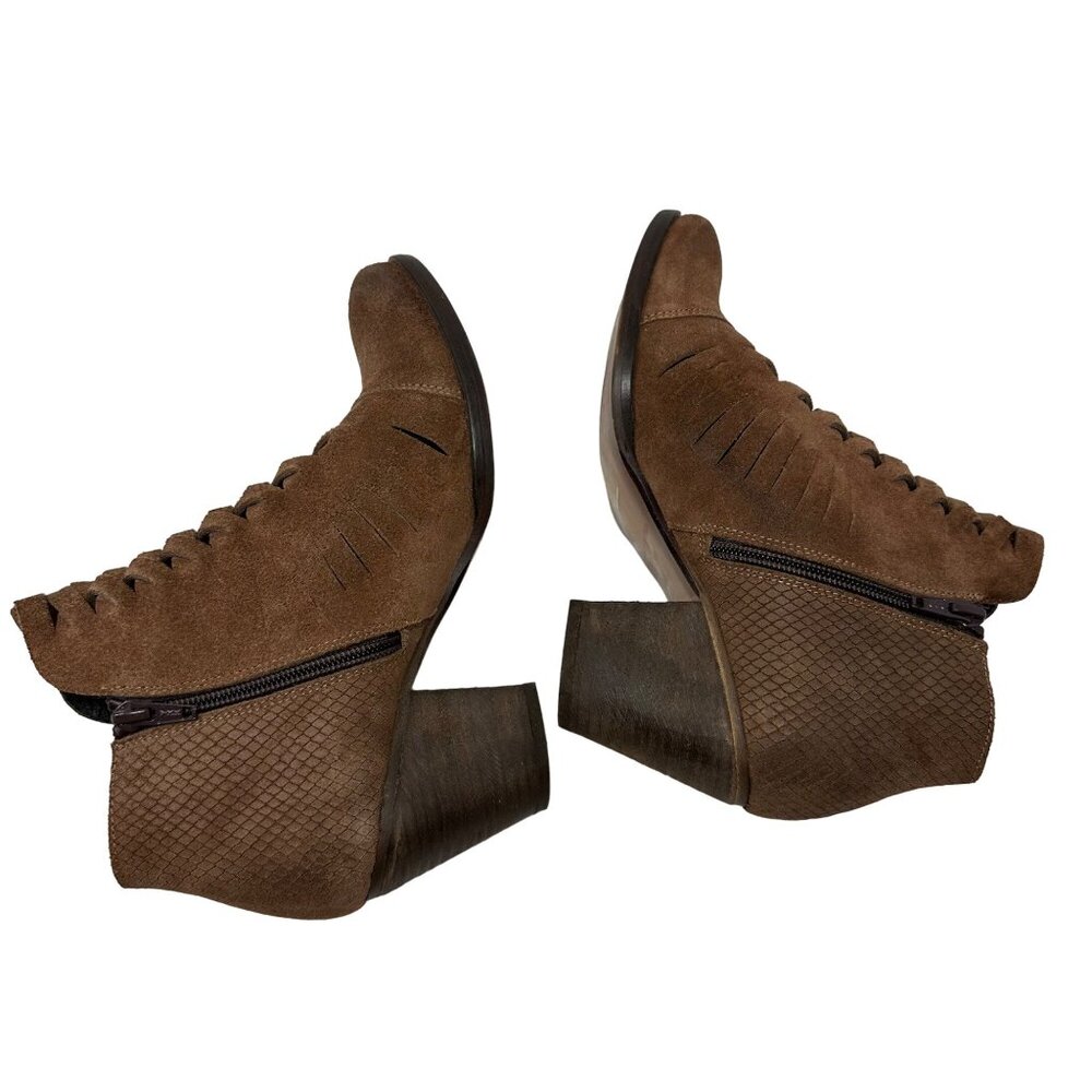 Free People Loveland Ankle Boot Size 39 US 9 Brown Suede Snake Embossed Boho - Picture 6 of 12
